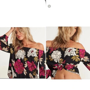 Billabong Floral Top, Long Sleeve Off the shoulder Multicolor Size M